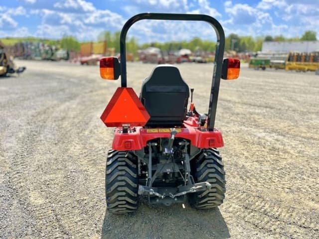 Image of Massey Ferguson 1GC.23 equipment image 4