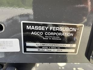 Main image Massey Ferguson GC1725M 10