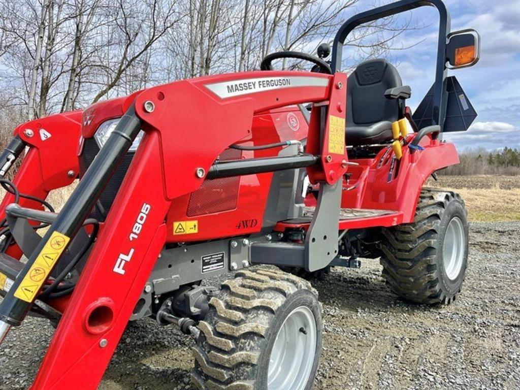 Image of Massey Ferguson GC1725M Image 1