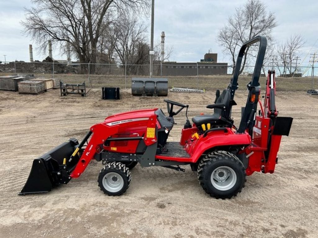 Main image Massey Ferguson GC1725MB