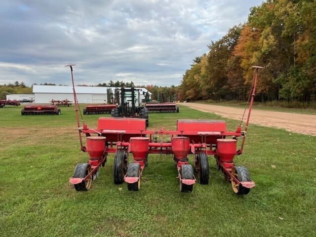 Image of Massey Ferguson 468 equipment image 4