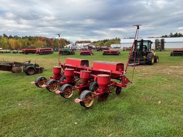 Image of Massey Ferguson 468 equipment image 3