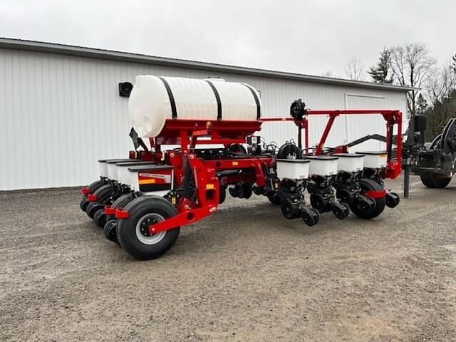 Image of Massey Ferguson MFVF equipment image 2