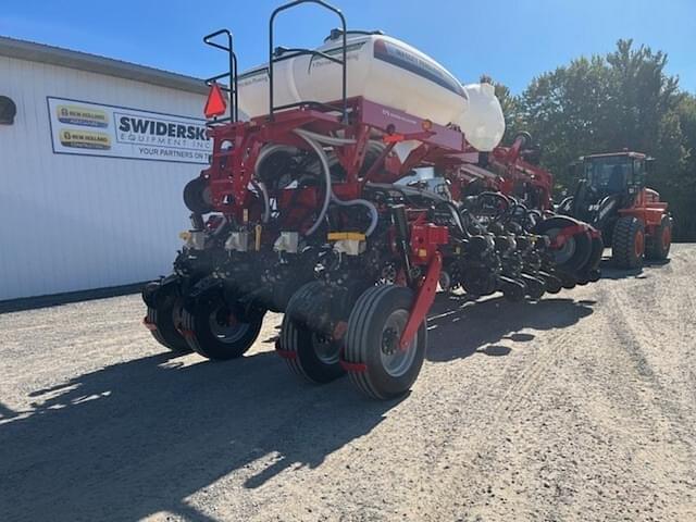 Image of Massey Ferguson MFVF equipment image 1