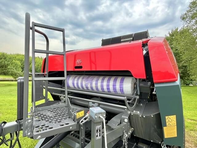 Image of Massey Ferguson RB4160V equipment image 3