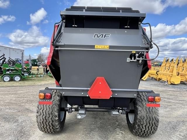 Image of Massey Ferguson RB4160V equipment image 4