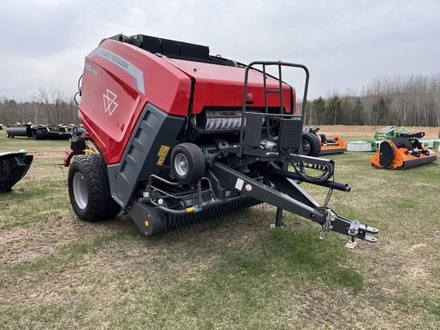 Image of Massey Ferguson RB4160V equipment image 2