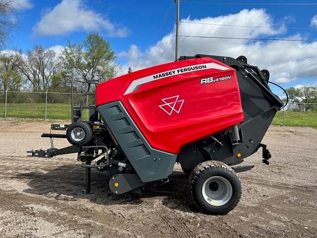 Image of Massey Ferguson RB4160V equipment image 1