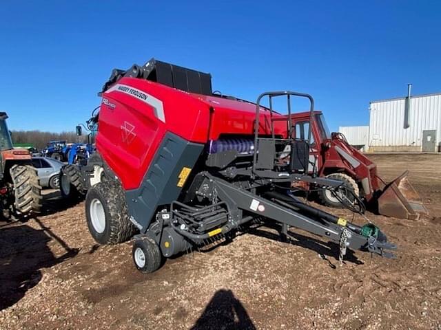 Image of Massey Ferguson RB4180V equipment image 2