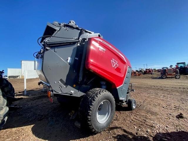 Image of Massey Ferguson RB4180V equipment image 3