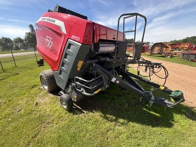 Image of Massey Ferguson RB4180V equipment image 2