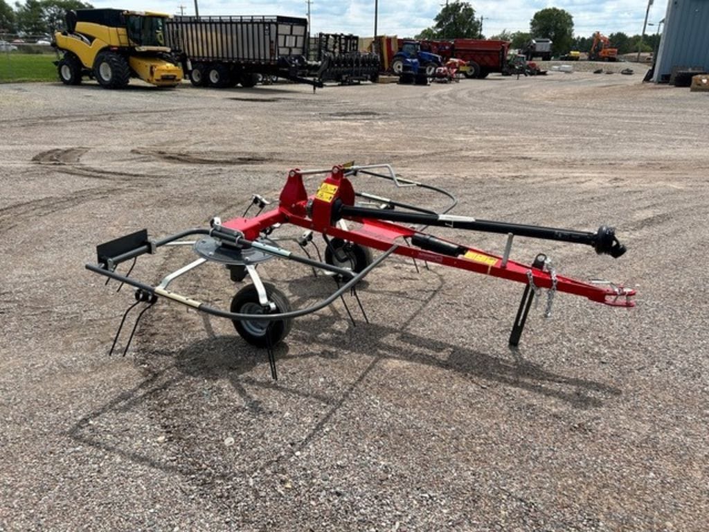 Main image Massey Ferguson TD252