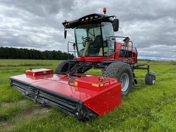 Main image Massey Ferguson WR235