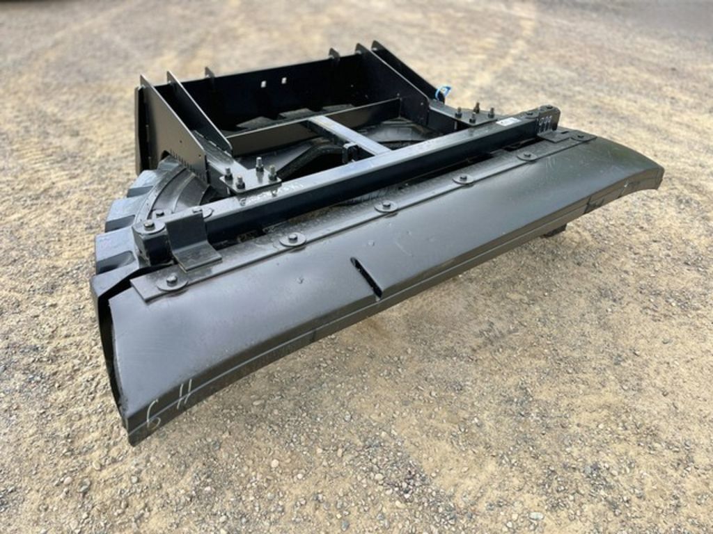 2025 Mensch M700 Equipment Image0