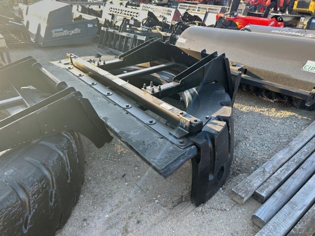 2024 Mensch M700 Equipment Image0