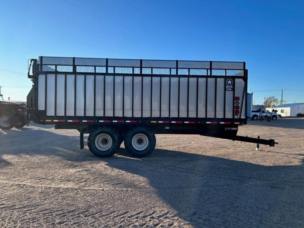 2024 Meyer 9130RT Equipment Image0