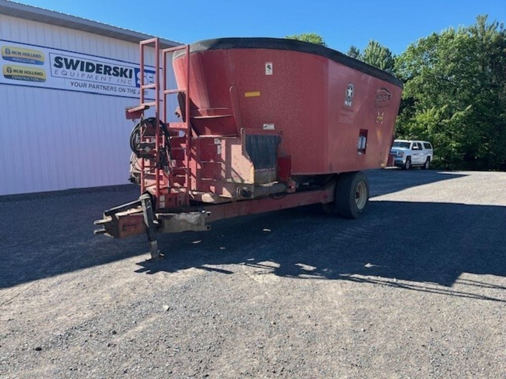 Main image Meyer F1015