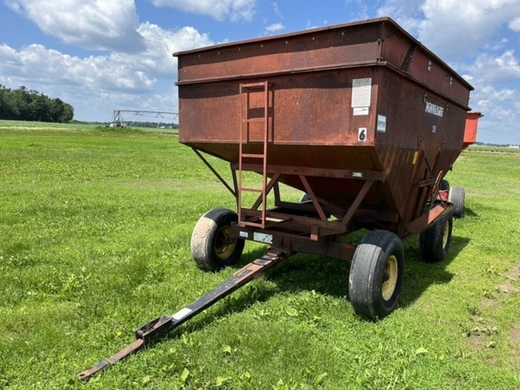 Minnesota 260 Equipment Image0