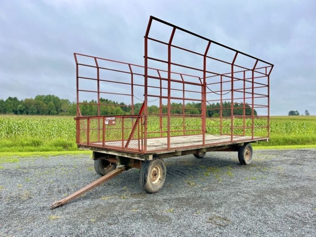 2000 Minnesota Bale Rack Equipment Image0