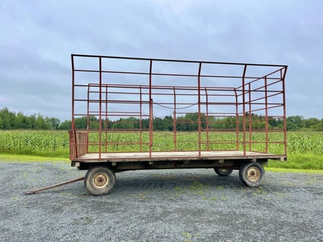 Image of Minnesota Bale Rack equipment image 2