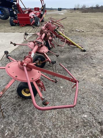Main image New Holland 169
