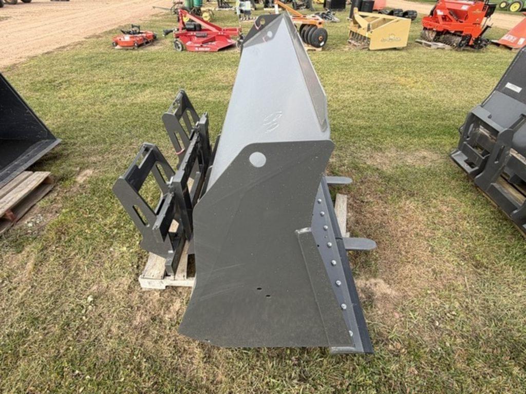 Image of New Holland Bucket Image 1