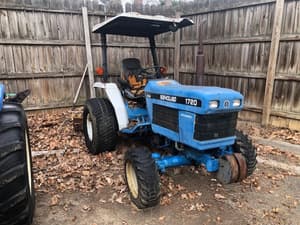 New Holland 1720 Image