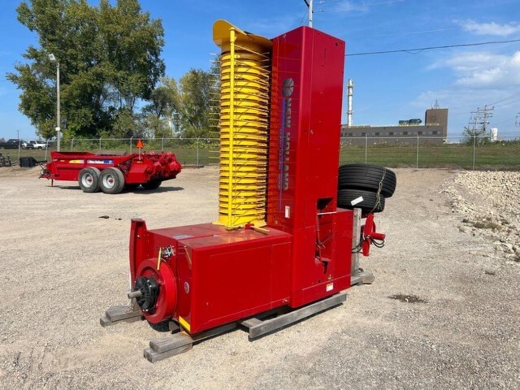 Image of New Holland 275 Image 1