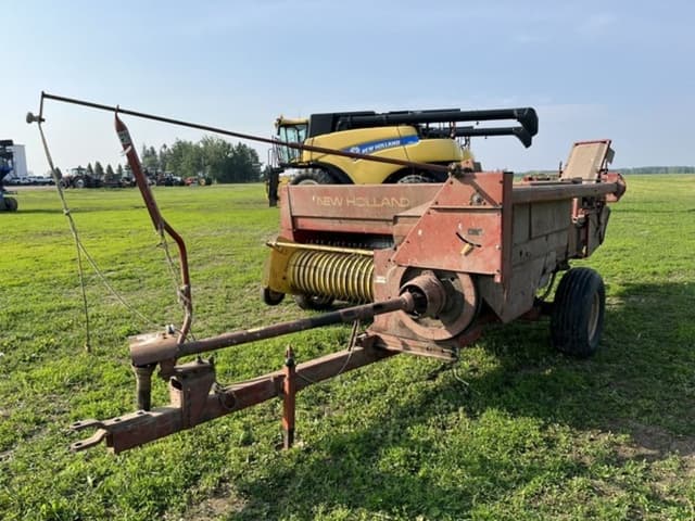Image of New Holland 315 equipment image 1
