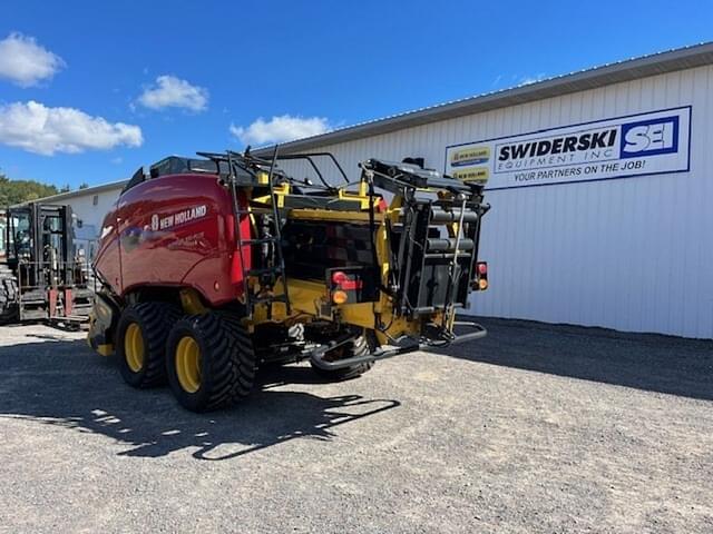 Image of New Holland Big Baler 330 Plus equipment image 2