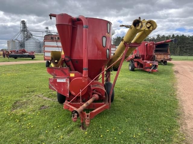 Image of New Holland 354 equipment image 1