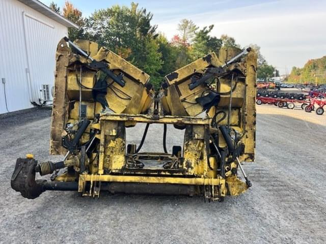 Image of New Holland 470FI equipment image 3