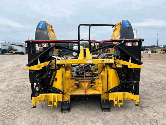 Image of New Holland 600BFI equipment image 4