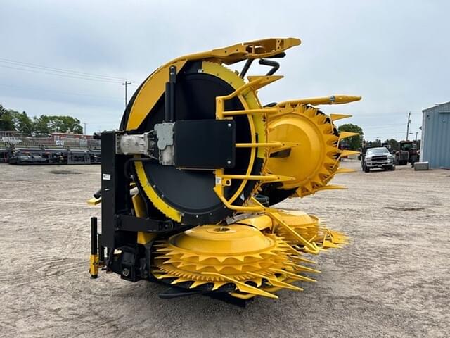 Image of New Holland 600BFI equipment image 3