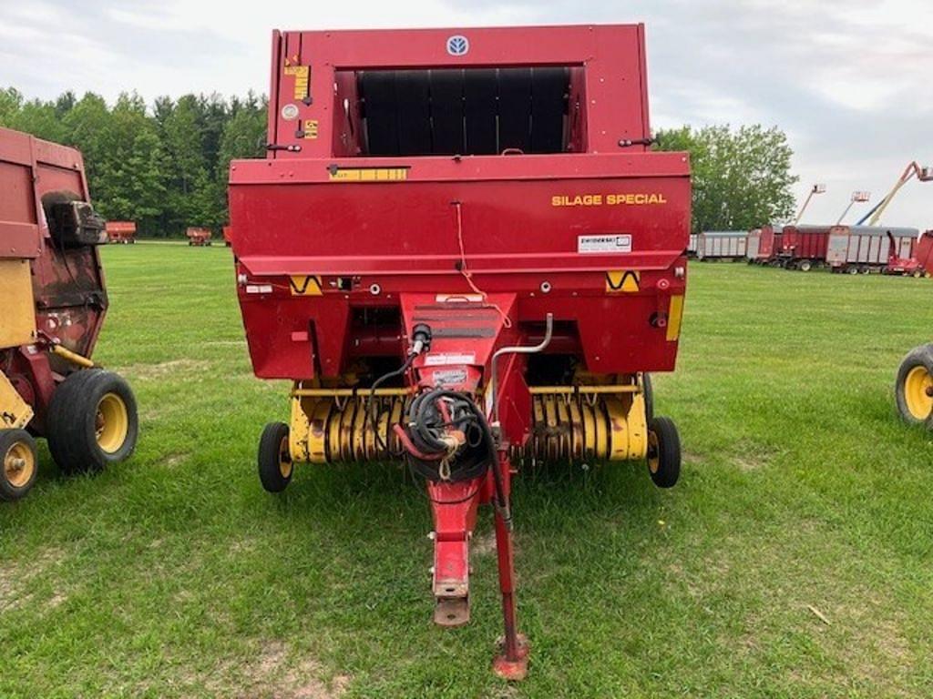 Image of New Holland 648 Image 1