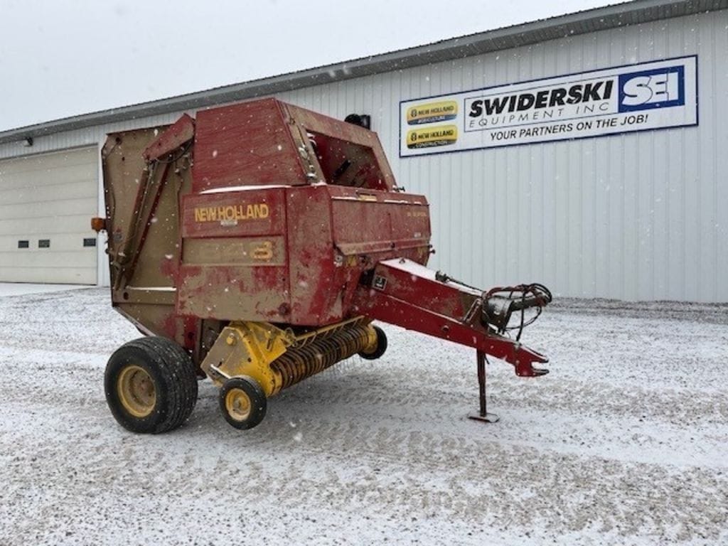 New Holland 648 Equipment Image0