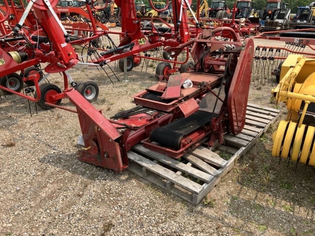 Main image New Holland 72