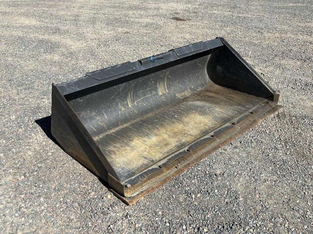 Image of New Holland Bucket Image 1