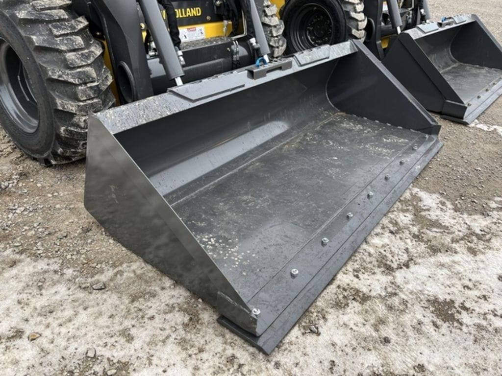 Main image New Holland 78" Low Profile Bucket