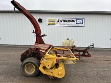 Main image New Holland 790