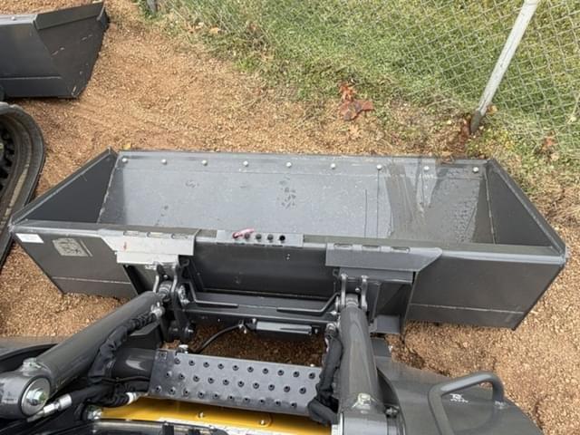 Image of New Holland 84" Low Profile Bucket equipment image 2