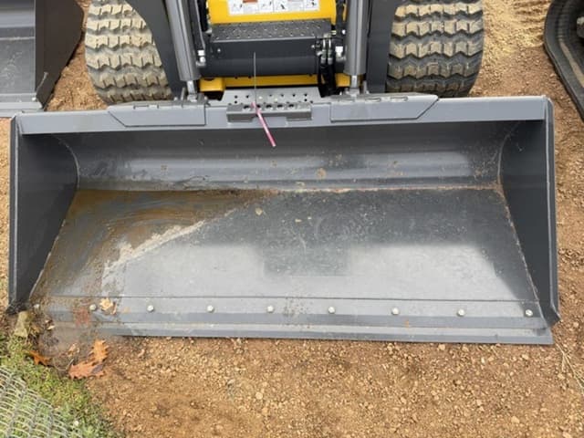 Image of New Holland 84" Low Profile Bucket equipment image 3