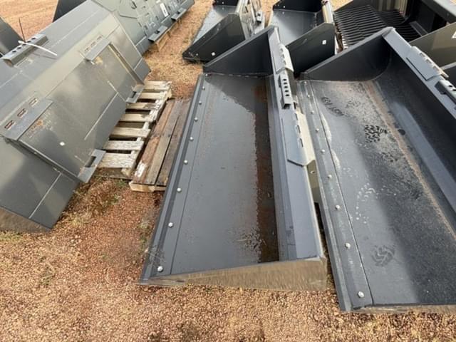 Image of New Holland 84" Low Profile Bucket equipment image 1