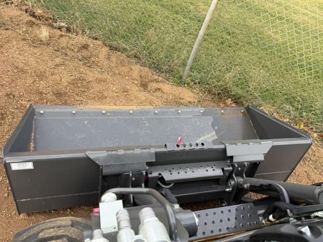 Image of New Holland 84" Low Profile Bucket equipment image 2