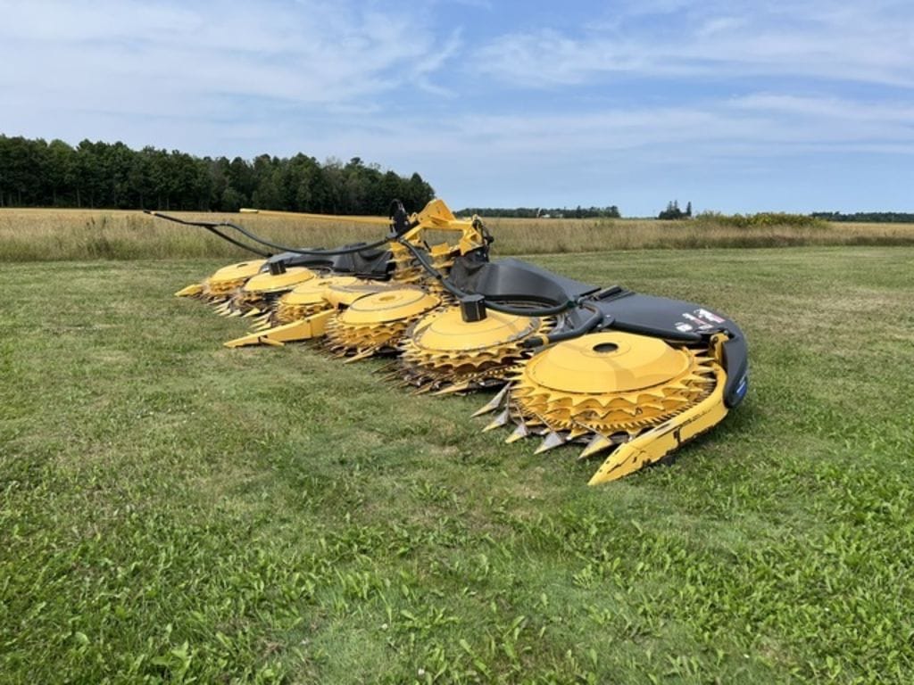 2022 New Holland 900BFI Equipment Image0