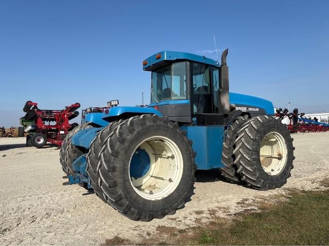 Image of New Holland 9682 equipment image 1