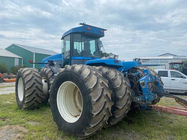 Image of New Holland 9884 equipment image 2
