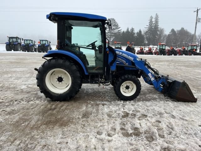 Image of New Holland Boomer 54D equipment image 4