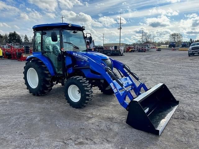 Image of New Holland Boomer 55 equipment image 2