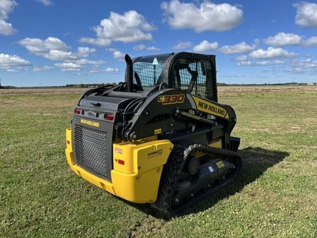 Image of New Holland C330 equipment image 1